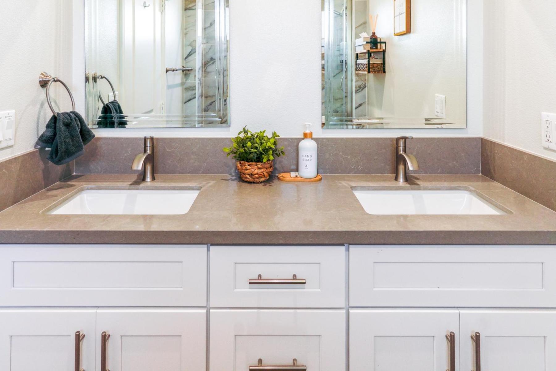 New Luxe W 3br & 2 Living Near Disneyland And - Ev Friendly Midway City