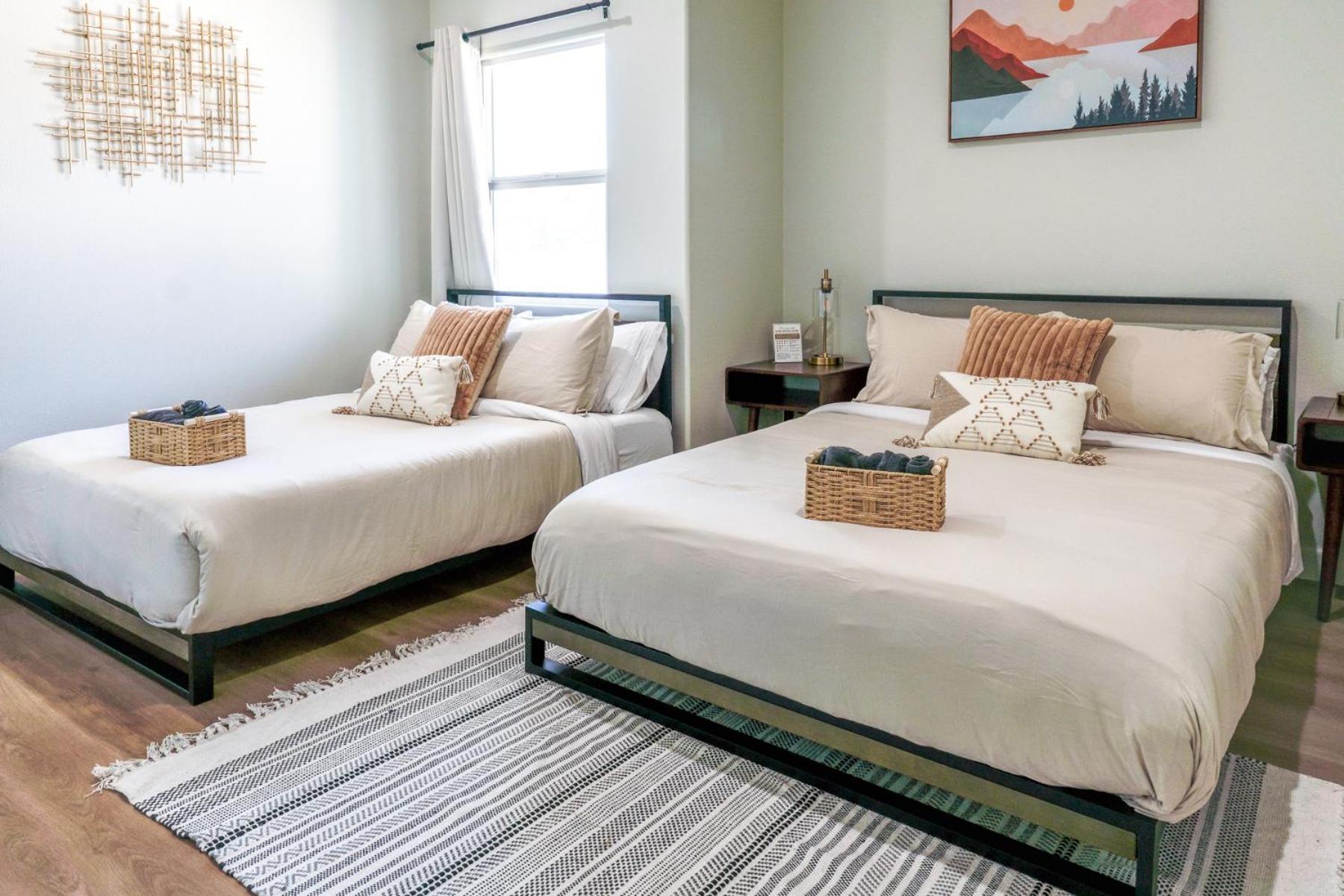 New Luxe W 3br & 2 Living Near Disneyland And - Ev Friendly *